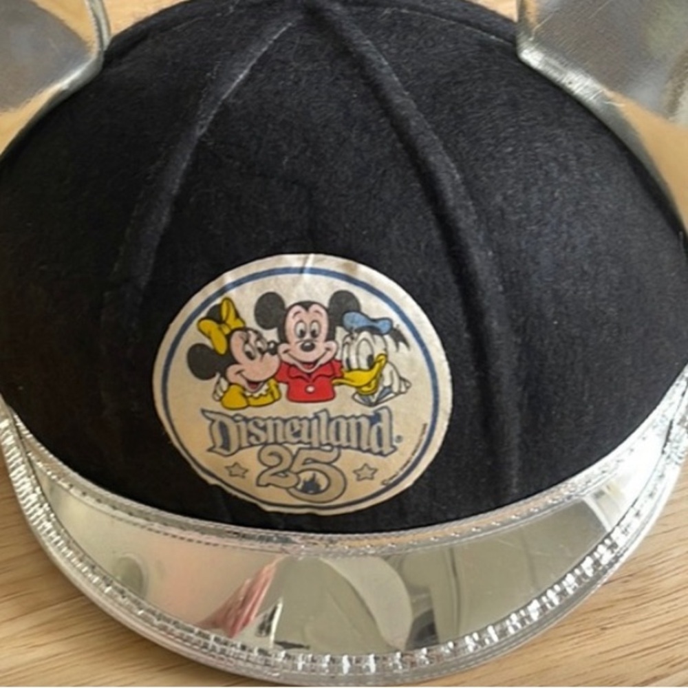 Vintage 1980 Disneyland ear hat